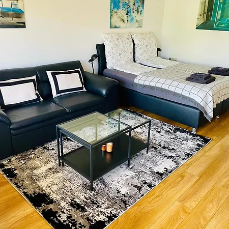 Relax Holidays Apartment Rheinheim